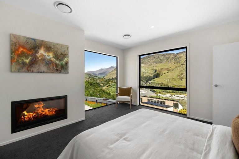 Photo of property in 6 Powder Terrace, Arthurs Point, Queenstown, 9371