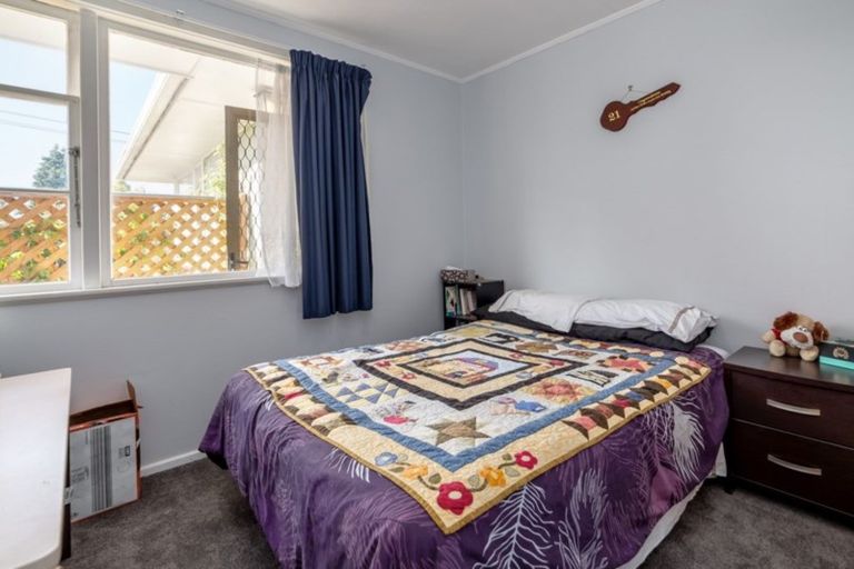 Photo of property in 11 Madden Place, Solway, Masterton, 5810