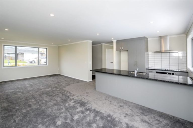 Photo of property in 4 Pohatu Lane, Otaki, 5512