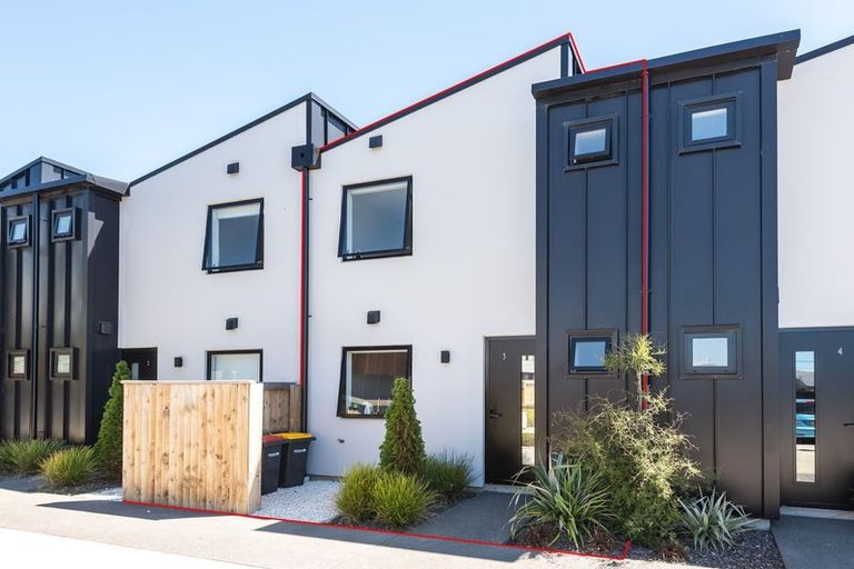 Photo of property in 3/9 Marcroft Street, Woolston, Christchurch, 8062