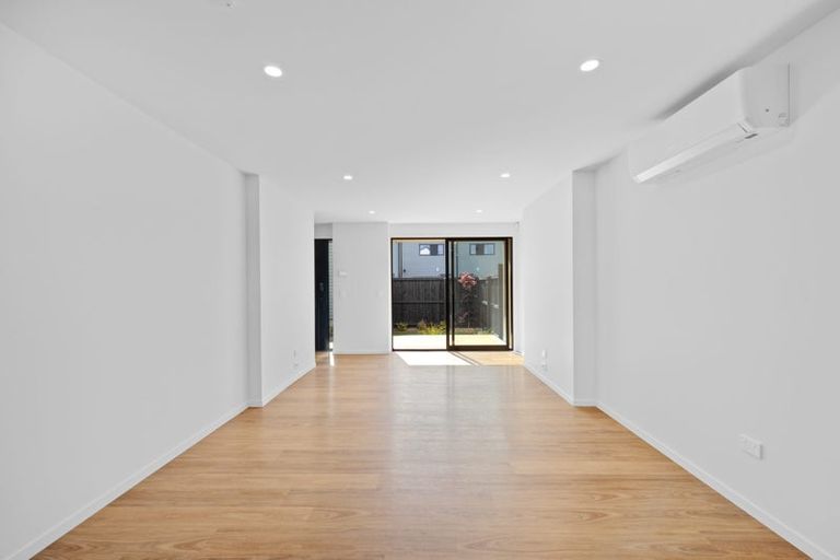 Photo of property in 8/54 Wildberry Street, Woolston, Christchurch, 8023