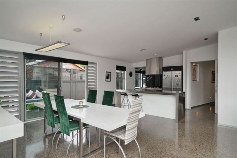 Photo of property in 66 Celia Street, Redcliffs, Christchurch, 8081