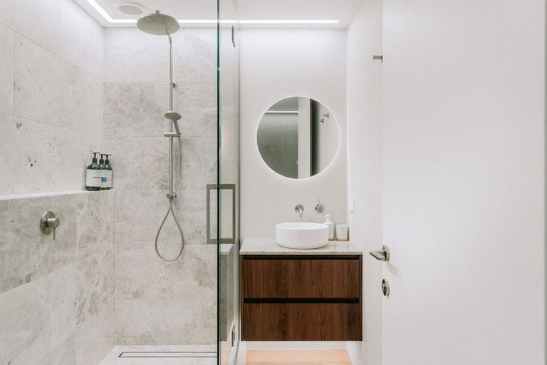 Photo of property in 124 Marine Parade, Mount Maunganui, 3116