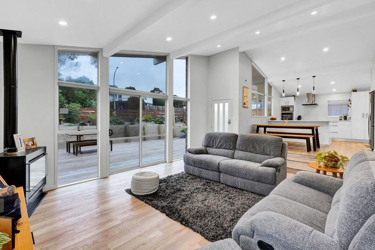 Photo of property in 9 Bronte Place, Whalers Gate, New Plymouth, 4310