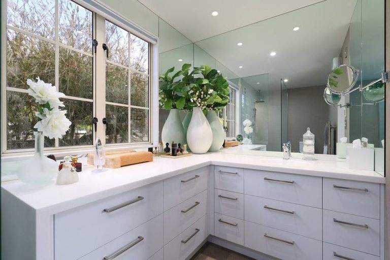 Photo of property in 376 Trafalgar Square, Nelson, 7010