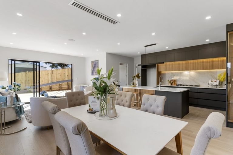 Photo of property in 9 Backridge Way, Flat Bush, Auckland, 2019