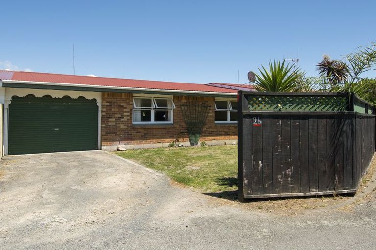 Photo of property in 2b Allison Avenue, Mount Maunganui, 3116