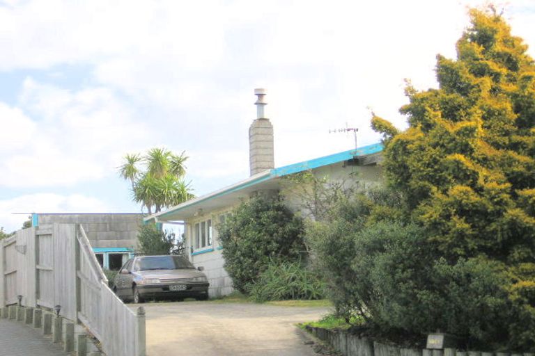 Photo of property in 236 Oceanbeach Road, Mount Maunganui, 3116