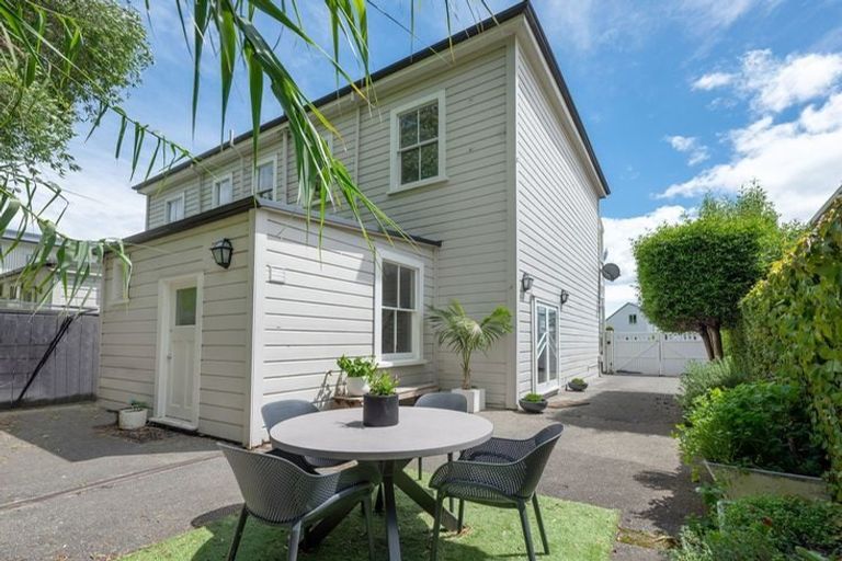 Photo of property in 8 Battery Road, Ahuriri, Napier, 4110
