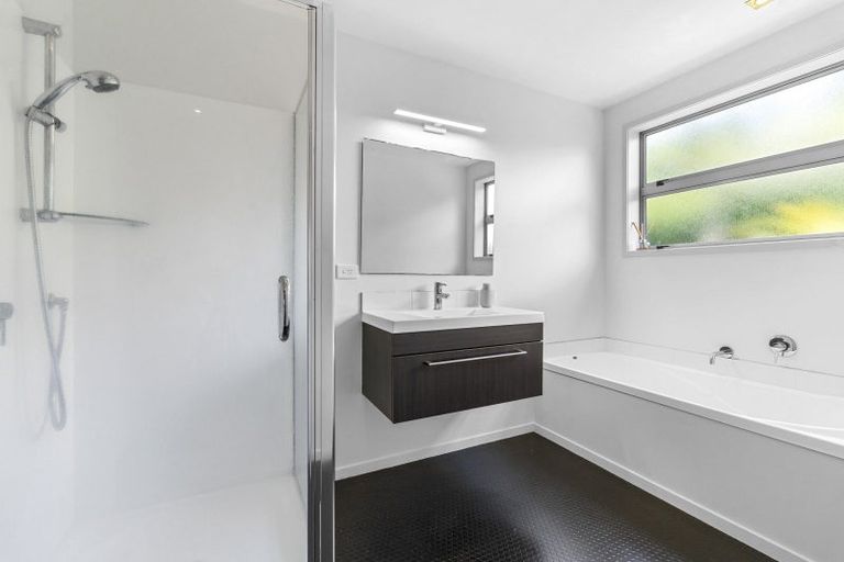 Photo of property in 20a Antonia Place, Bell Block, New Plymouth, 4312