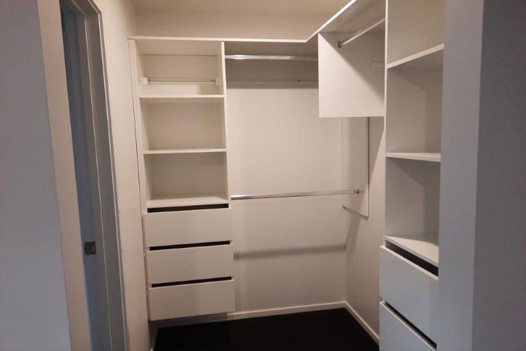 Photo of property in 32 Ellmers Street, Woodend, 7691