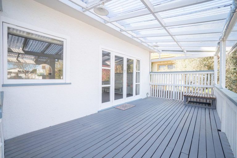 Photo of property in 20 Karina Terrace, Roslyn, Palmerston North, 4414