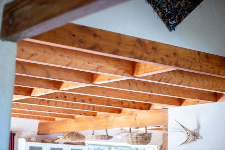 Photo of property in 18 Lichen Grove, Russell, 0272