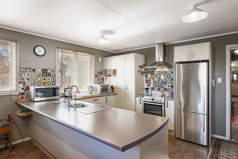 Photo of property in 72 Wharfe Street, South Hill, Oamaru, 9400