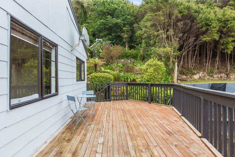 Photo of property in 64 Albatross Close, Whitby, Porirua, 5024