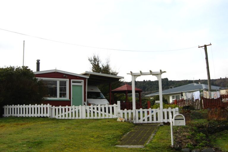 Photo of property in 7 Crampton Road, Reefton, 7830