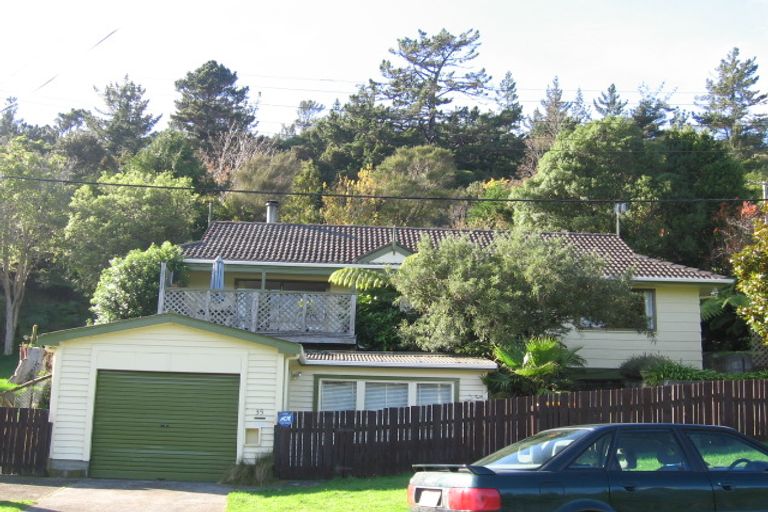 Photo of property in 35 Kairimu Street, Stokes Valley, Lower Hutt, 5019