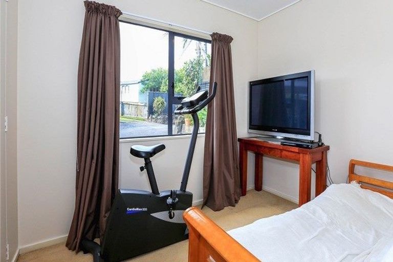 Photo of property in 4a Bass Road, Mount Wellington, Auckland, 1060