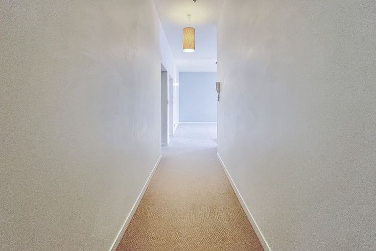 Photo of property in 12/30 Hanson Street, Mount Cook, Wellington, 6021