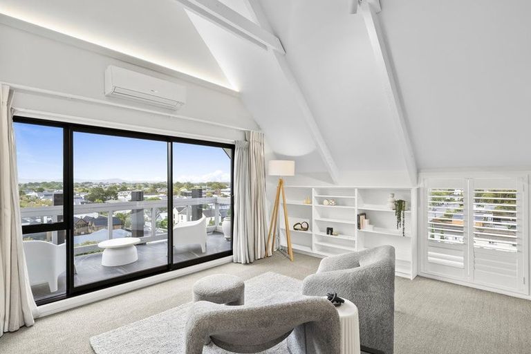 Photo of property in 602/18 Carlton Mill Road, Merivale, Christchurch, 8014