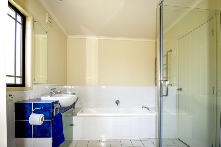 Photo of property in 27 Pirie Street, Palmerston North, 4410