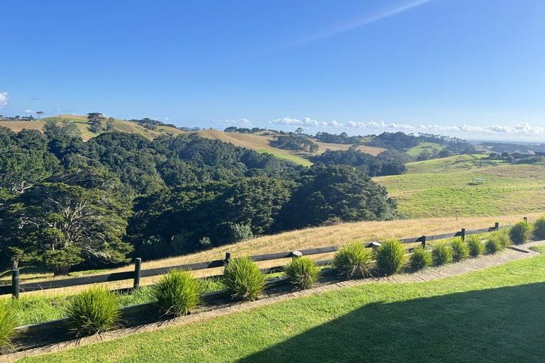 Photo of property in 1124 Awhitu Road, Pollok, Waiuku, 2683