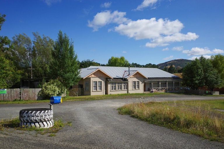 Photo of property in 3345 Weber Road, Weber, Dannevirke, 4970