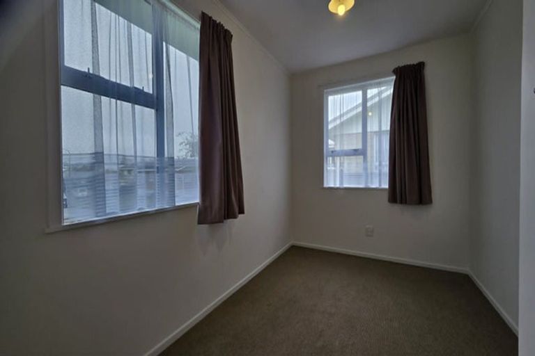 Photo of property in 29 Trelawney Crescent, Westown, New Plymouth, 4310