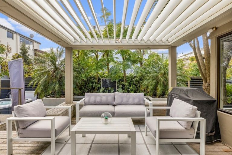 Photo of property in 91 Muricata Avenue, Mount Maunganui, 3116