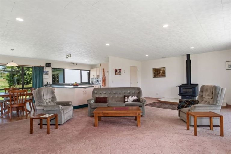 Photo of property in 35 Mountain Road, Oropi, Tauranga, 3173