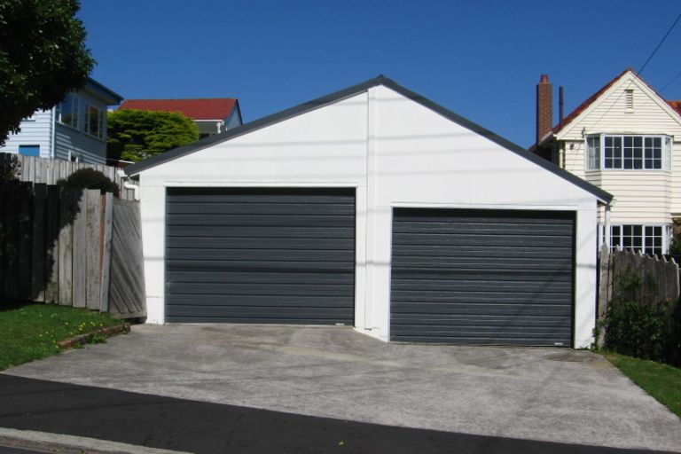 Photo of property in 12 Benares Street, Khandallah, Wellington, 6035