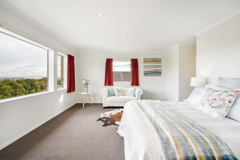 Photo of property in 92 Cyril French Drive, Flat Bush, Auckland, 2016