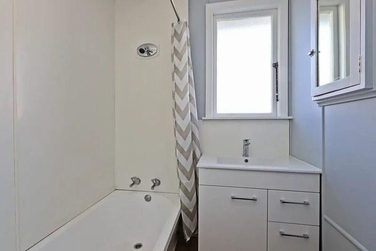 Photo of property in 1025a Bledisloe Street, Raureka, Hastings, 4120