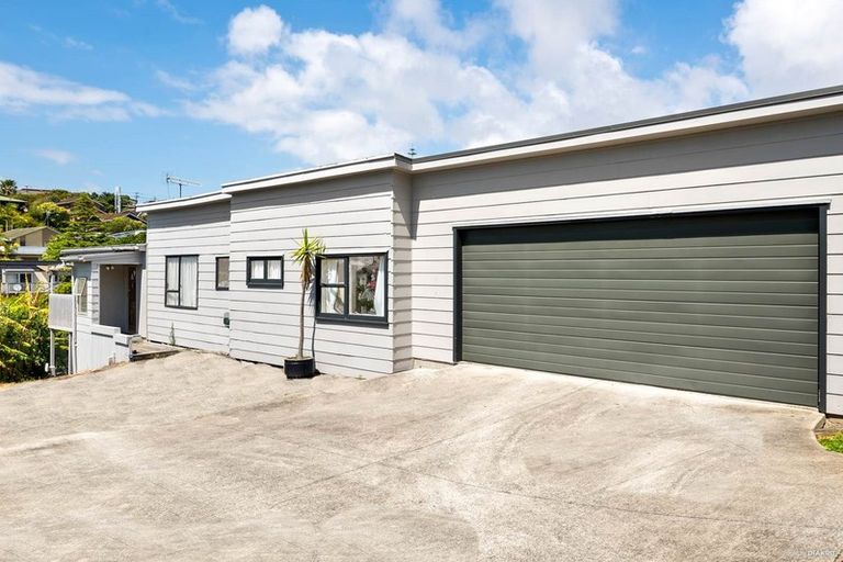 Photo of property in 59 Hebron Road, Waiake, Auckland, 0630