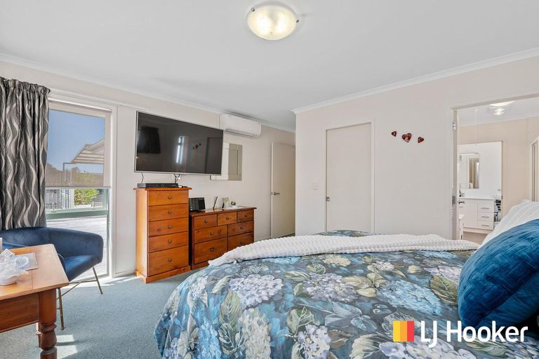 Photo of property in 18 Hamon Place, Pukehangi, Rotorua, 3015