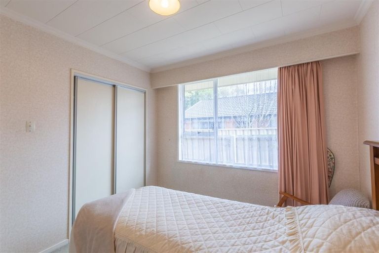 Photo of property in 10a Churchill Place, Waimate, 7924