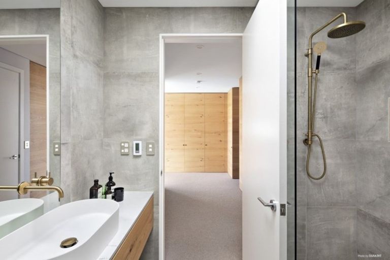 Photo of property in 51 Amesbury Drive, Churton Park, Wellington, 6037