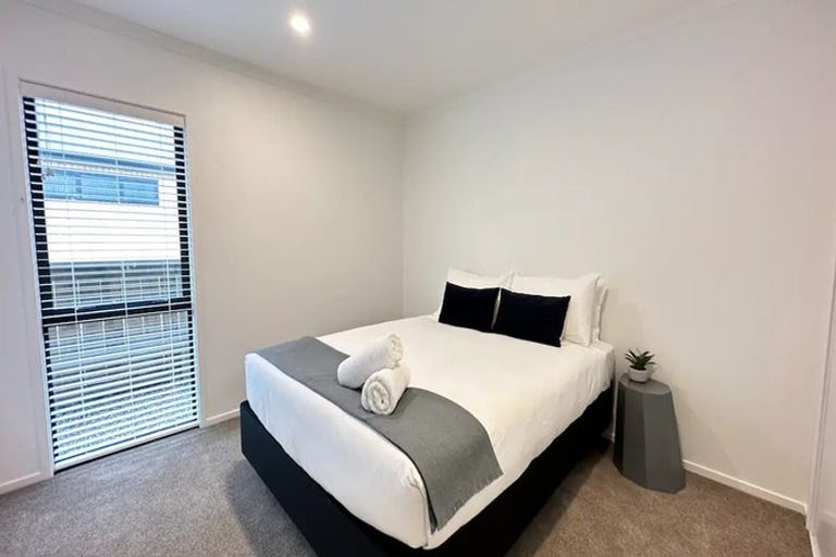 Photo of property in 8 Barn Road, Jacks Point, 9371