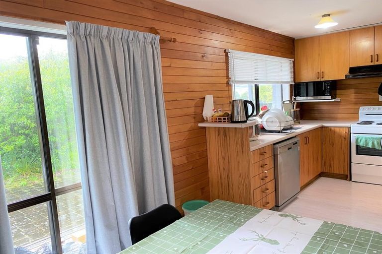 Photo of property in 2 Bradbury Road, Botany Downs, Auckland, 2010