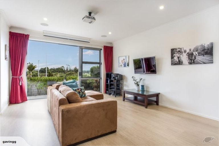 Photo of property in 91 Buckley Avenue, Hobsonville, Auckland, 0616