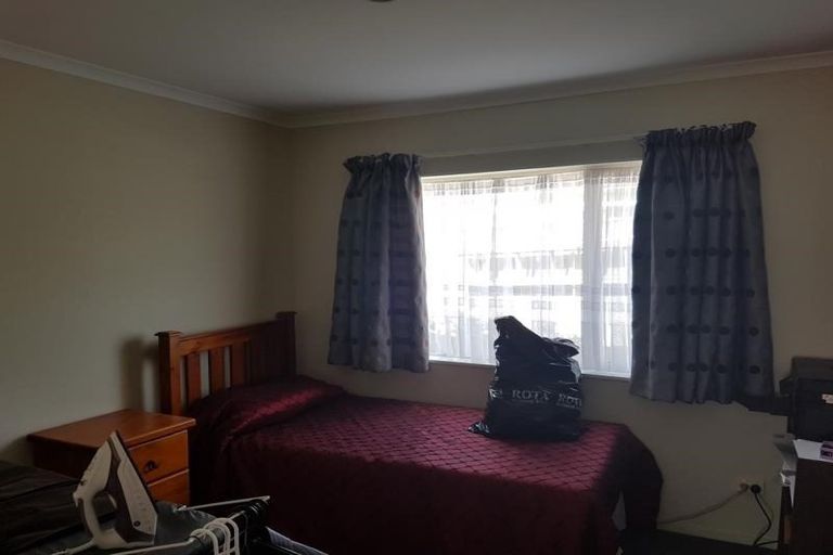 Photo of property in 4 Cathcart Close, Pukekohe, 2120
