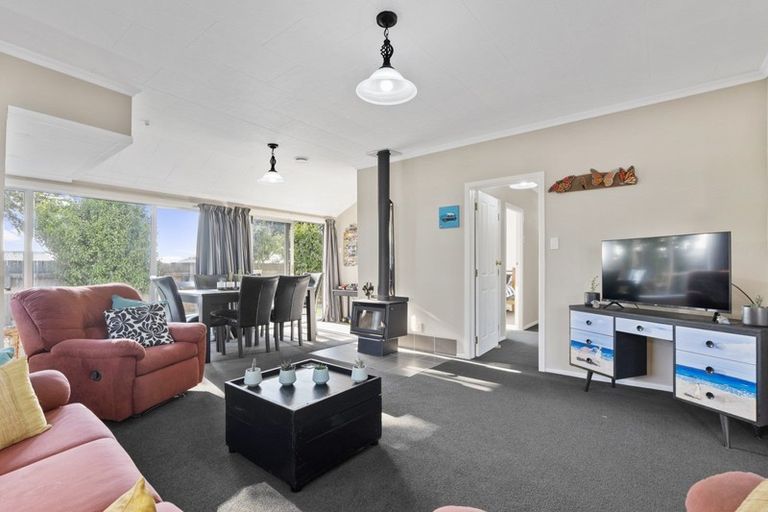 Photo of property in 453 Broadway, Stratford, 4332