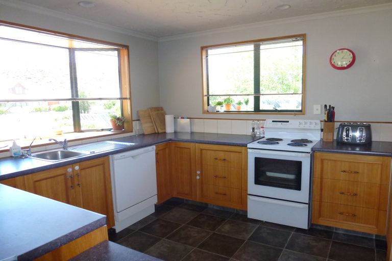 Photo of property in 137 Hazlett Street, Clyde, 9330