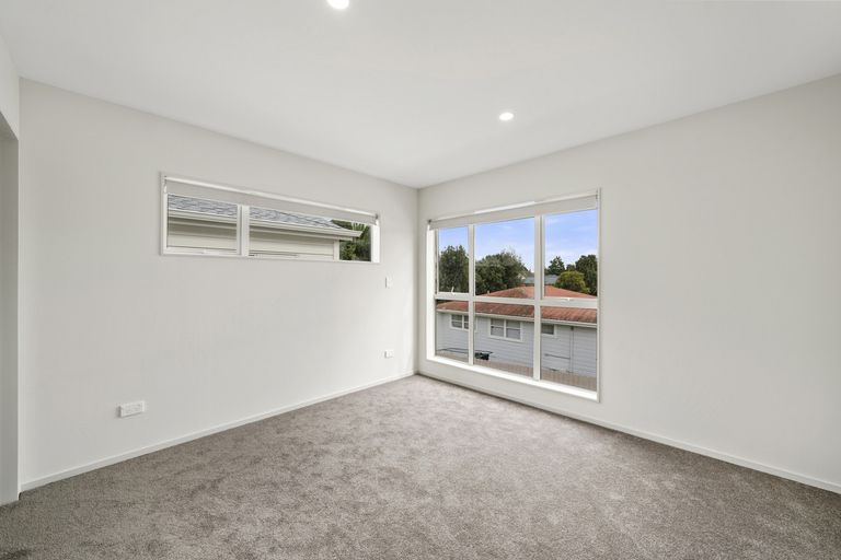 Photo of property in 57d Arimu Road, Papakura, 2110