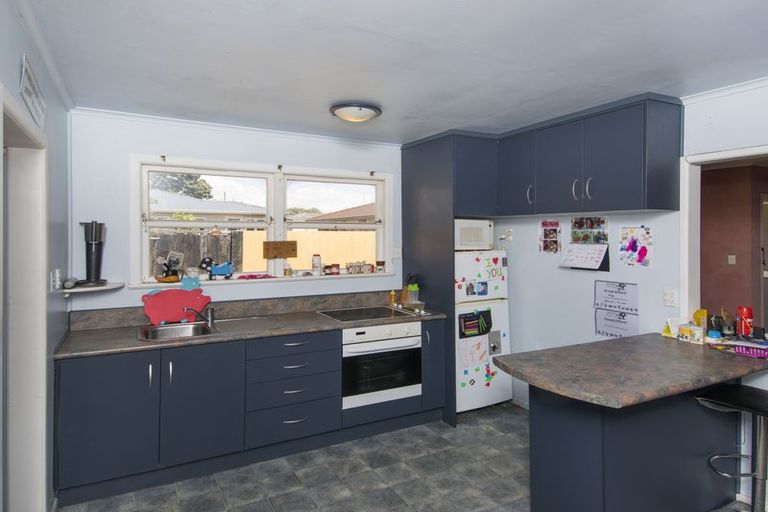 Photo of property in 2b Allison Avenue, Mount Maunganui, 3116
