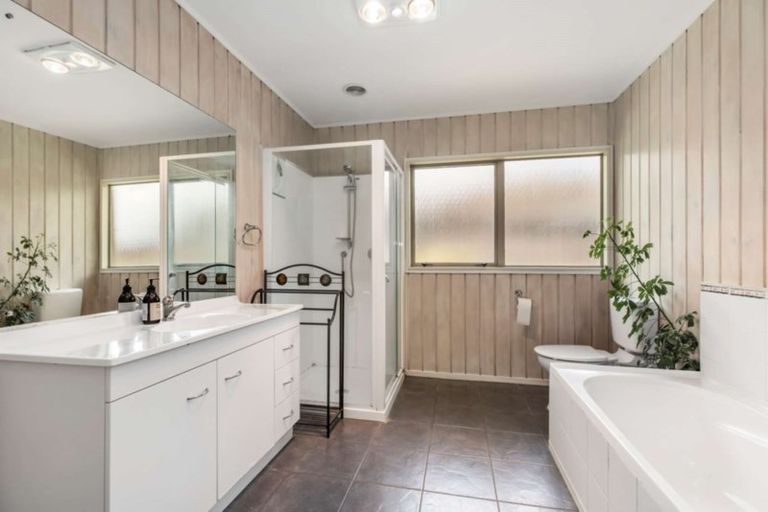 Photo of property in 7 Four Oaks Place, Pukekohe, 2120