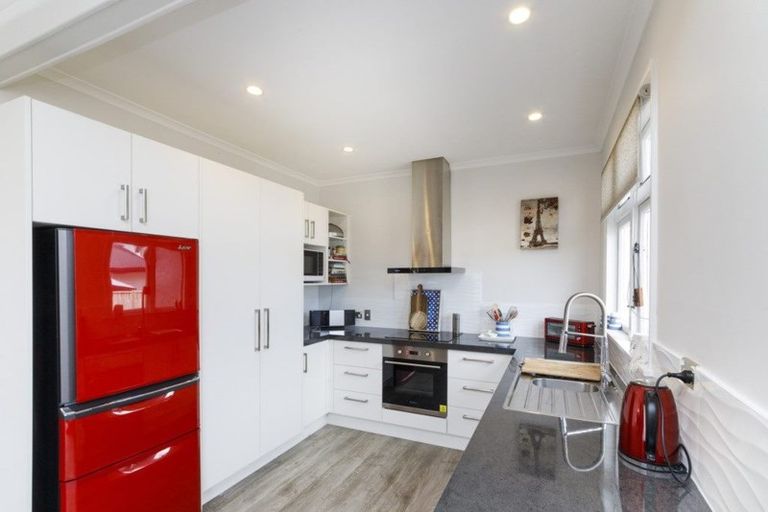 Photo of property in 36 Botanical Road, Takaro, Palmerston North, 4412