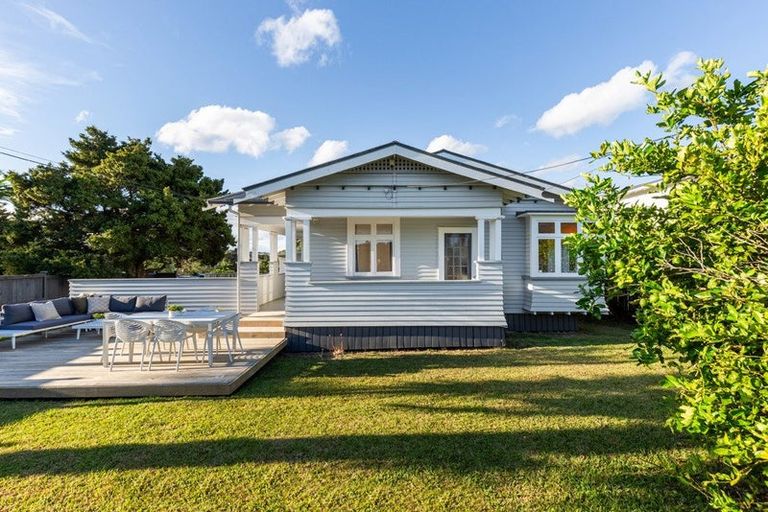 Photo of property in 1 Park Avenue, Birkenhead, Auckland, 0626