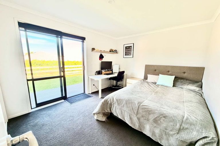 Photo of property in 3 Downer Access Road, Kaukapakapa, 0873