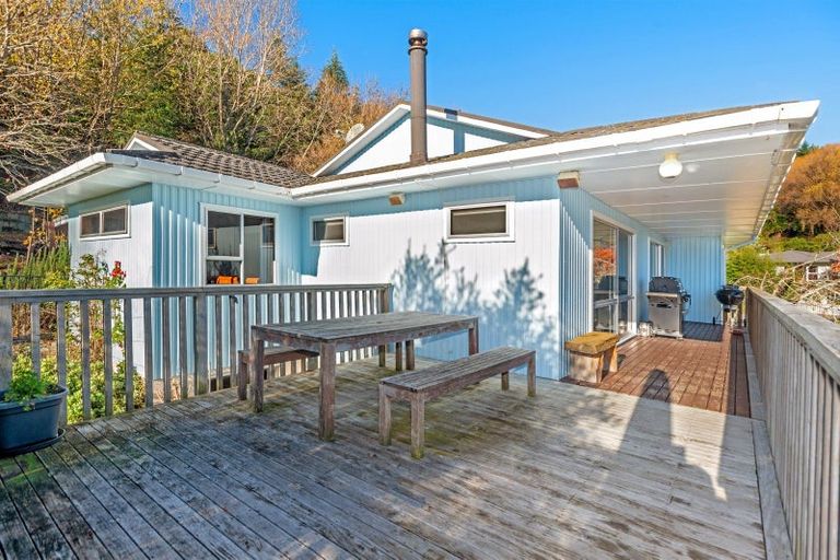 Photo of property in 51 Seddon Crescent, Whataupoko, Gisborne, 4010